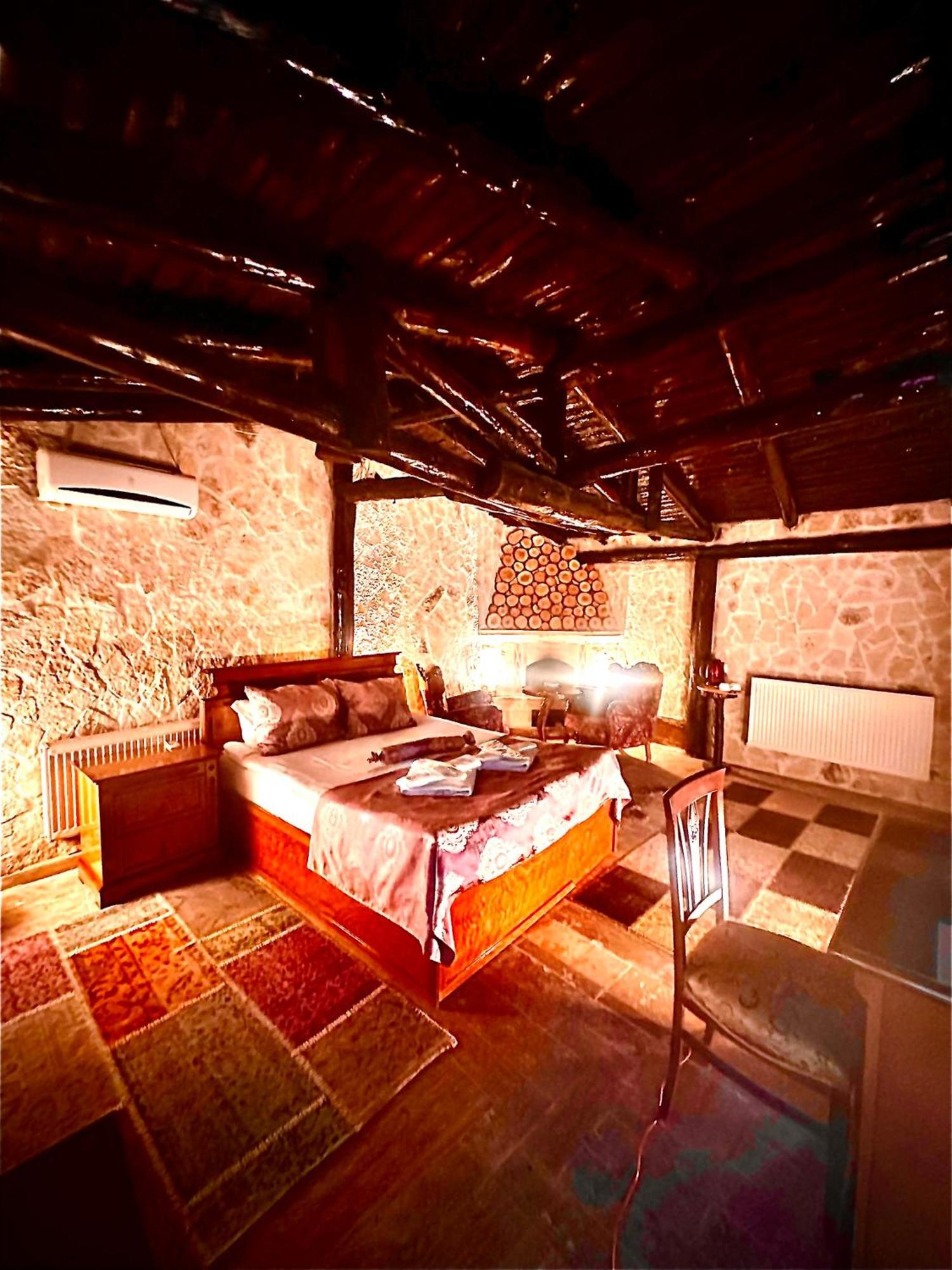 Heritage Cave Inn Hotel เกอเรเม ภายนอก รูปภาพ